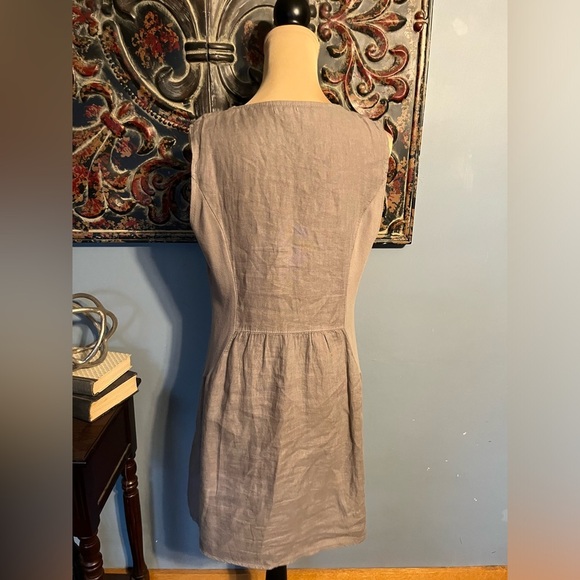 Lina Tomei Italy Beige 100% Linen Sheath Embellished V- Neck, size M - Picture 5 of 6